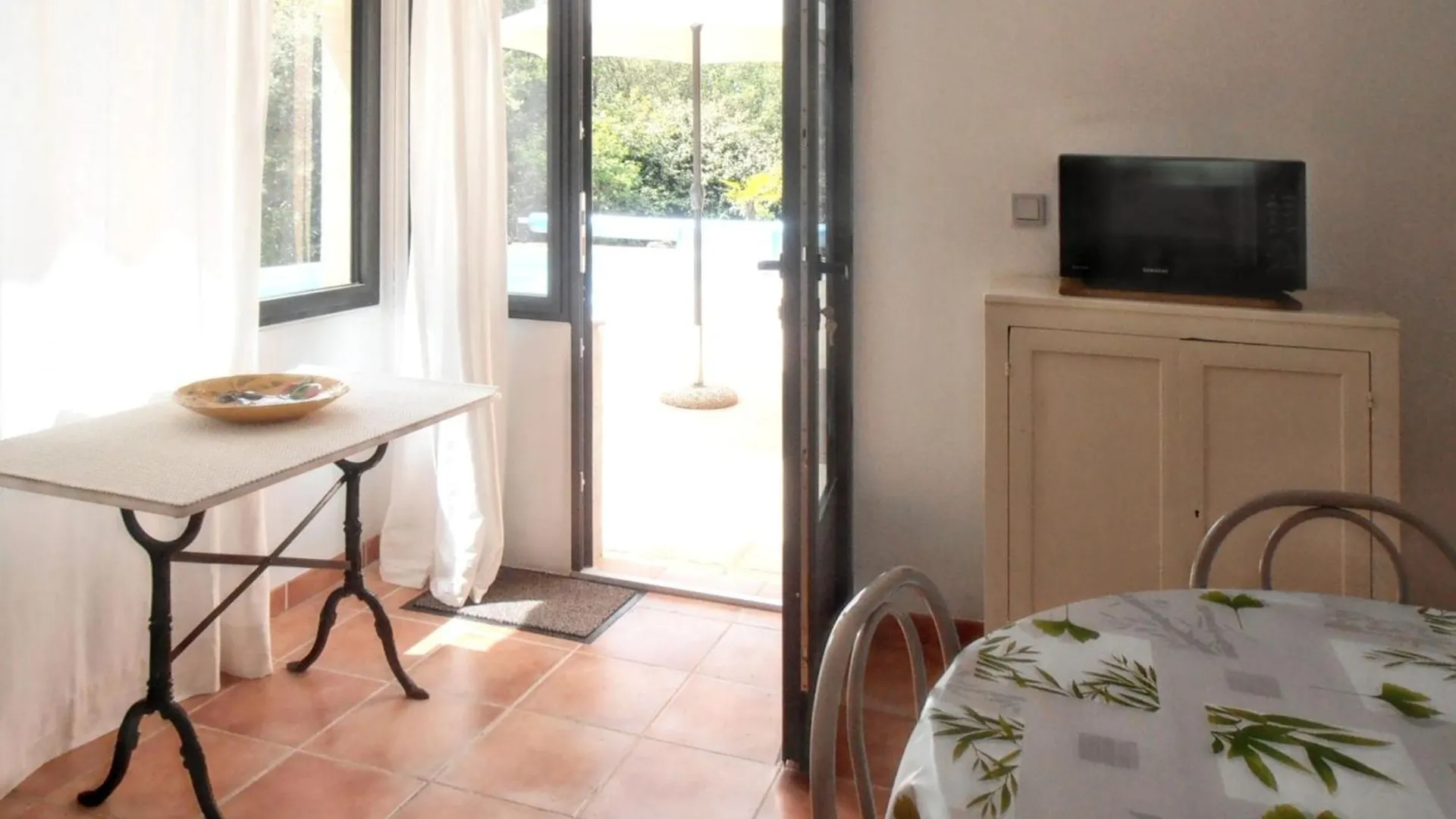 Maison Charmante Proche De Barjols Avec Piscine Privee